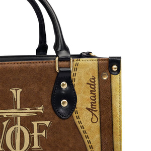 Woman Of Faith - Beautiful Personalized Lion Leather Handbag NUHN366