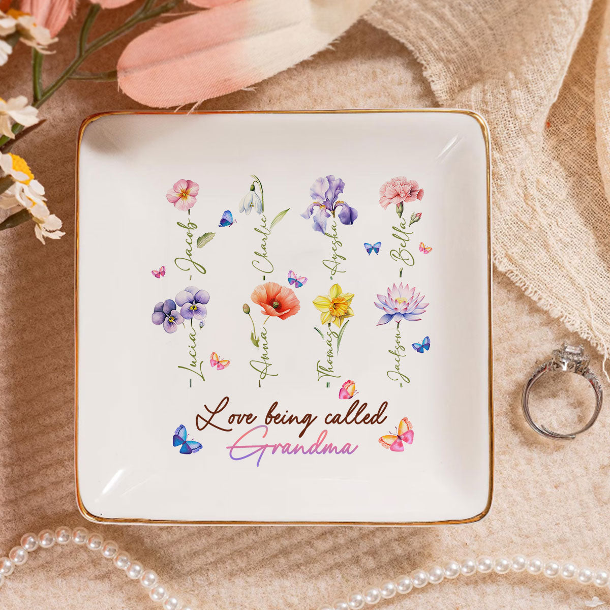 Love Being Called Grandma | Personalized Jewelry Dish JSJDPHA1843TA