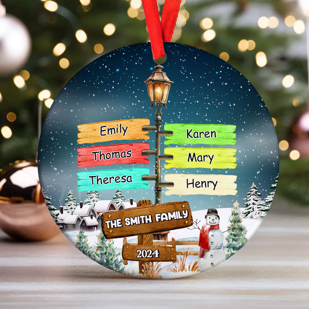 Street Lamp Family | Personalized Round Shaped Ceramic Ornament JSRSCOHLL2726D