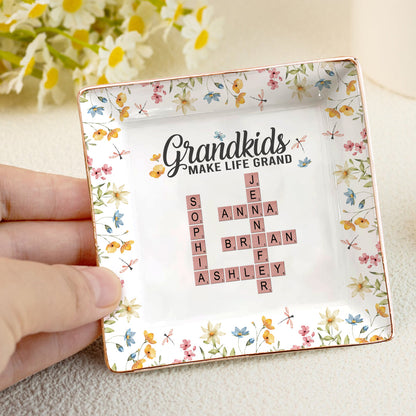 Grandkids Make Life Grand | Personalized Ceramic Ring Dish Square