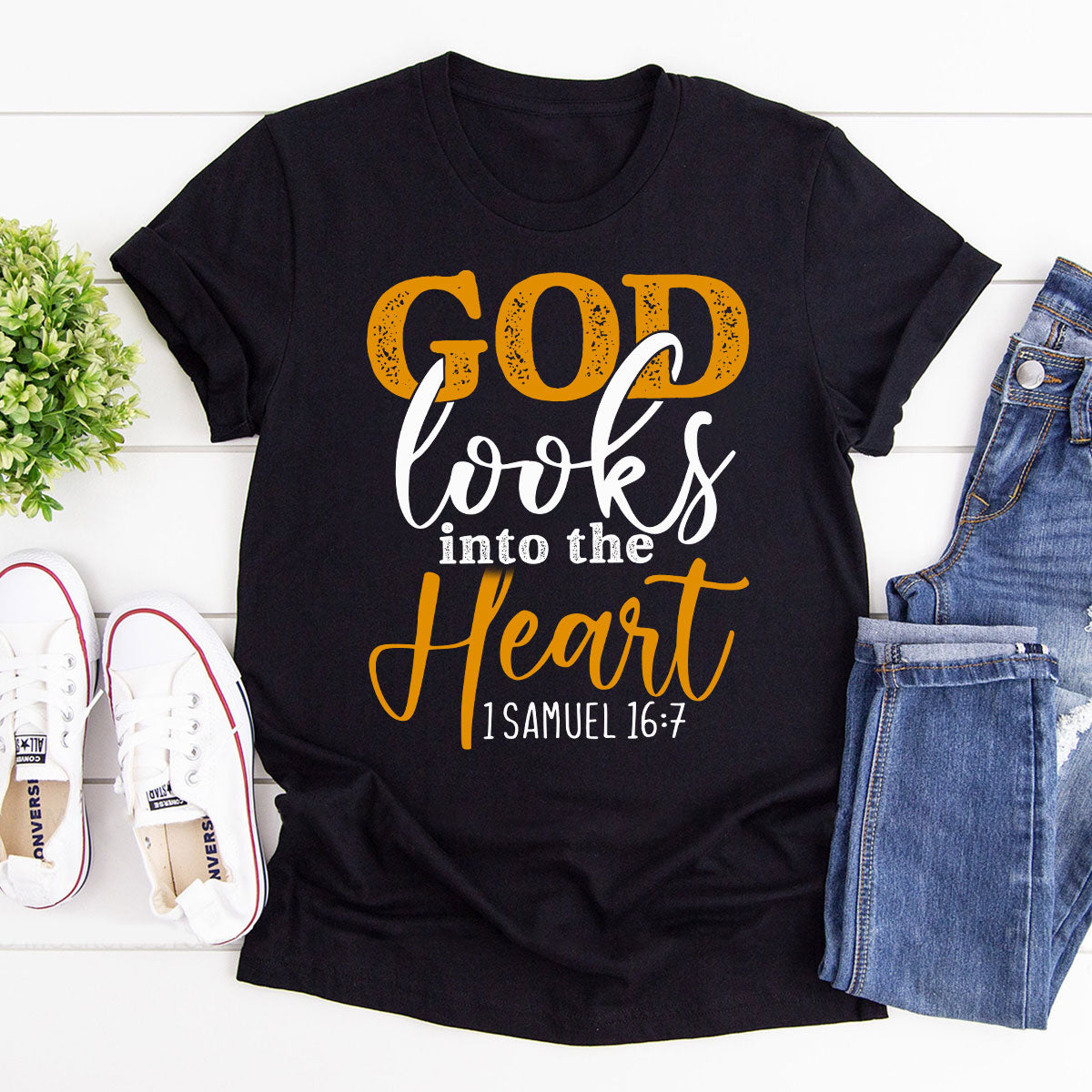 Beautiful Unisex T-shirt - God Looks Into The Heart HAP12
